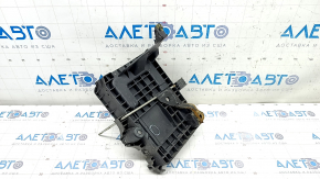 Battery tray Ford Explorer 11-19 rusty mount, crack in mount