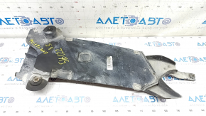 Lower radiator deflector Ford Explorer 15-19 3.5 on subframe, worn