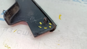Wing seal hood-wing left Audi A5 F5 17- outer, broken fastener