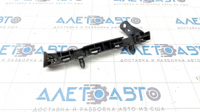 Front bumper mount left Chevrolet Volt 16 - cracks in mounts
