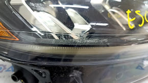 Headlight front right bare Ford Escape MK4 20-22 halogen + LED DRL, broken fasteners, broken housing, scratches, spare parts unit does not work