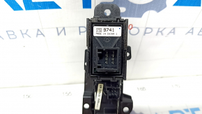 Parking brake button with shifter illumination Chevrolet Volt 16 - worn