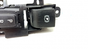 Parking brake button with shifter illumination Chevrolet Volt 16 - worn