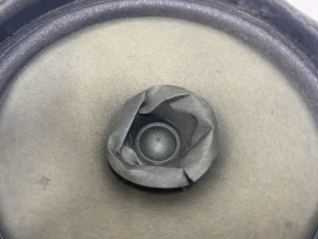 Mitsubishi Outlander 14-21 front right door speaker is dented, the mount is broken