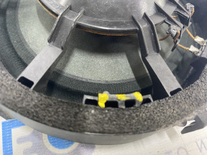 Speaker rear right Mitsubishi Outlander 14-21 dented, broken mount