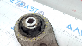Lower front left arm Jeep Cherokee KL 19-22 torn silent block