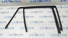 Rear left glass seal Mercedes GLC 16-22 with chrome molding