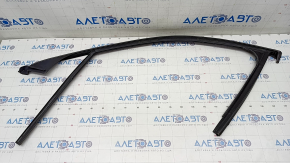 Front right door glass seal Mercedes GLC 16-22 with chrome molding