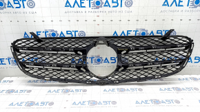 Base of radiator grill grill Mercedes GLC 300/350e 16-19 without chamber, mesh, broken mesh, broken fasteners