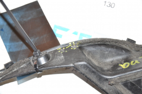 Right windshield wiper seal Subaru Outback 15-19 broken fastening