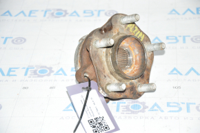 Front left hub Nissan Altima 13-18 rusty