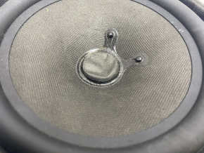 Speaker rear left Kia Sorento 10-15 dented