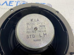 Speaker rear left Kia Sorento 10-15 dented