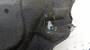 Ford Escape MK4 20-22 FWD engine guard is oiled, torn