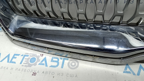 Radiator grill Lincoln Nautilus 19-23 chrome, with emblem, under camera, sand on chrome