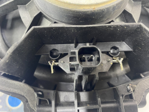 Chevrolet Camaro 16 front right door speaker dented