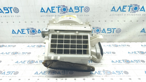 Bare fan housing, right side of Lexus RX400h 04-08