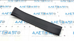 Door sill trim inner rear right Nissan Murano z52 15-16 black, 2 stripes, scratch