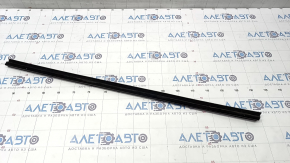 Glass seal inside front left door Lexus RX300 RX330 RX350 RX400H 04-09