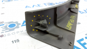 Front right threshold trim Nissan Leaf 11-12 gray, broken fastening