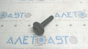 Rear left hub mounting bolt Audi A5 F5 17- central