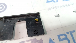Wing seal hood-wing right Audi A4 B9 17- front, broken fasteners