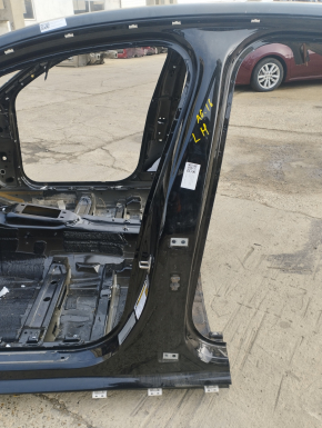 Body pillar central left Audi A6 C7 12-18 on the body