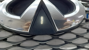 Radiator grill grill Infiniti Q50 14-17 with emblem, sand and pokes on chrome