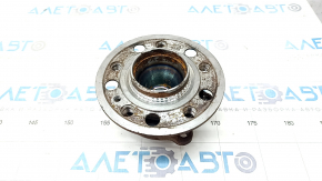 Front left hub Mercedes GLC 16-22 RWD rusty, bearing humming