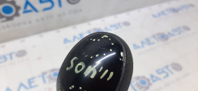Gear knob Hyundai Sonata 11-15 black leather, small scratches, bump on chrome