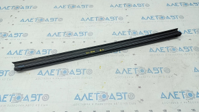 Glass seal inner door front right Mazda 6 13-21