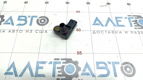 Mercedes GLC 300/350e 16-19 Boost Pressure Sensor on Intercooler