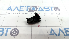 Plug for outer handle rear right Porsche Macan 15-