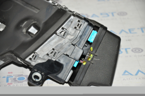 Toyota Avalon 13-15 3.5 liter underhood fuse box assembly, broken mount, crack