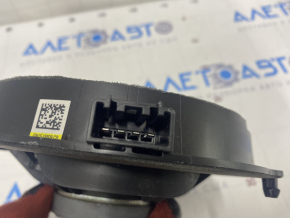 The rear right door speaker Ford Ecosport 18-22 is dented, the guides are broken