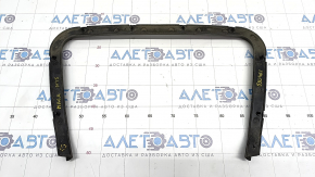 Front central bonnet seal Porsche Macan 15 - broken fastening
