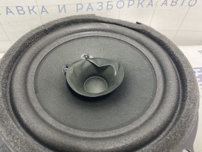 Ford Ecosport 18-22 rear left door speaker is pressed, guides are broken