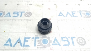 Radiator mount support lower left Lincoln Nautilus 19-23
