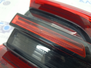 Light inside trunk lid left Porsche Macan 15-18 light, scratches, cracks