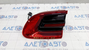 Light inside trunk lid right Porsche Macan 15-18 light