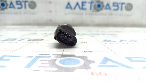Fuel pressure sensor Audi A4 B9 17- on the fuel rail