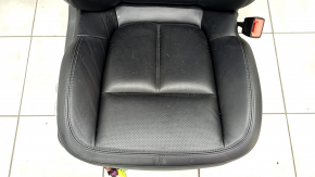 Passenger seat Porsche Macan 15-18 with airbag, electric, heated, leather black, scratches
