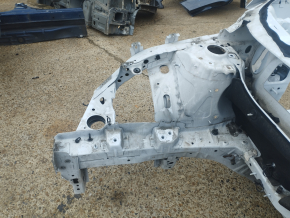 Front right quarter Chevrolet Volt 16- on the body, white