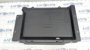 Porsche Macan 15-22 battery cover is broken