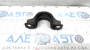 Front stabilizer mounting bracket left Infiniti Q50 14-