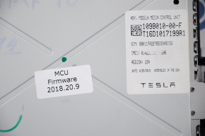 Monitor, display, navigation Tesla Model X 16-21 scratches