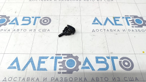 Windshield washer nozzle left Chevrolet Malibu 16-