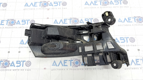 Rear bumper mount under the right light Porsche Macan 15-