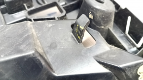 Rear bumper mount left Porsche Macan 15 - mount broken