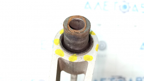 Upper rear left transverse control arm Infiniti Q50 14 - torn silent block